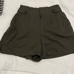 NWT! Banana Republic shorts!
